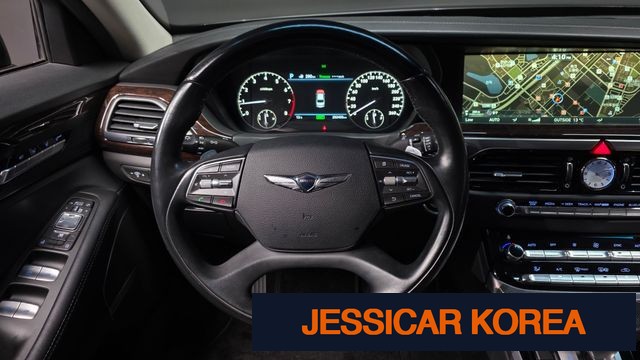 2016 Genesis EQ900 - Thumbnail 17
