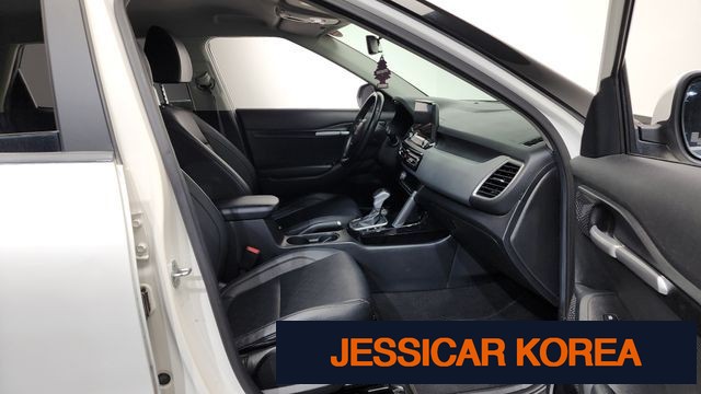 2023 Kia Seltos - Thumbnail 3