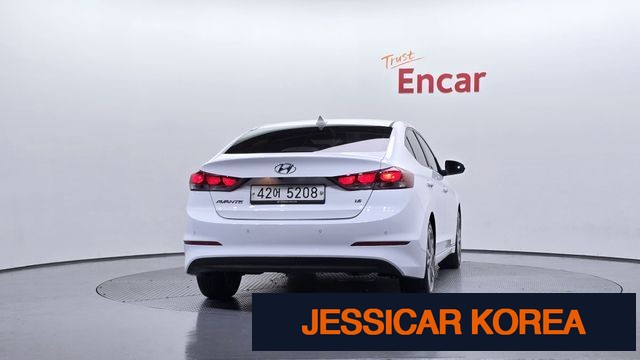 2018 Hyundai Avante AD - Thumbnail 8