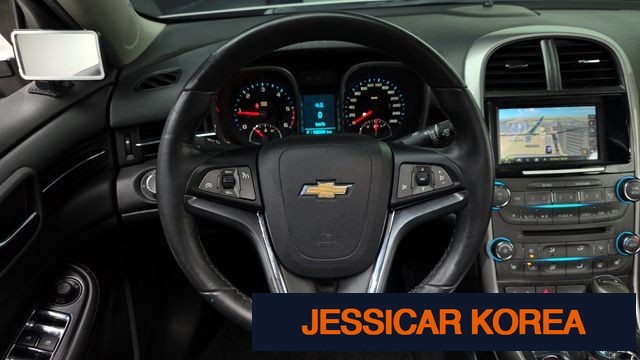 2015 Chevrolet Malibu - Thumbnail 8