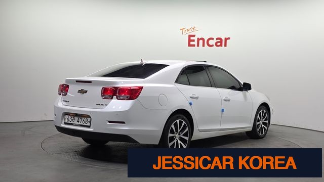2015 Chevrolet Malibu - Thumbnail 16