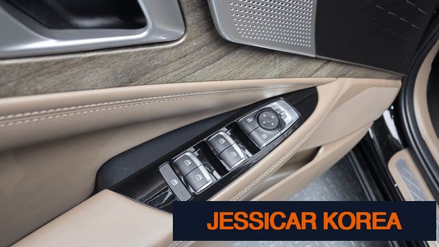 2023 Kia K8 - Thumbnail 10