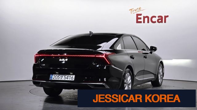 2023 Kia K8 - Thumbnail 17