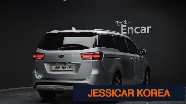 2015 Kia All New Carnival - Thumbnail 17