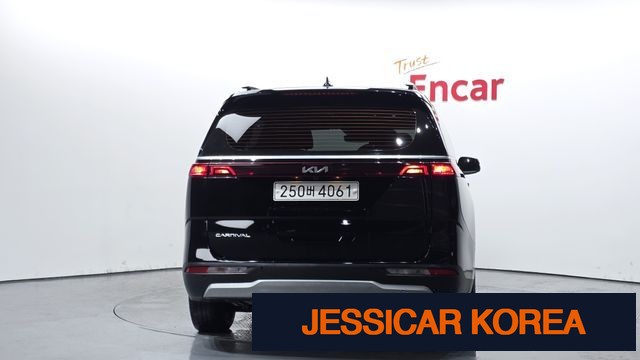 2022 Kia Carnival 4th Gen - Thumbnail 14