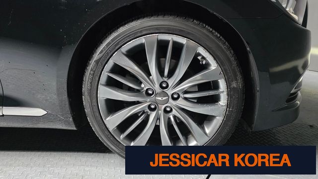 2016 Hyundai Genesis DH - Thumbnail 10