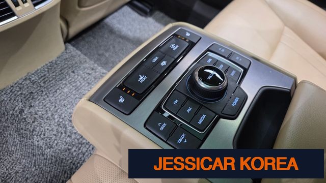 2016 Hyundai Genesis DH - Thumbnail 18
