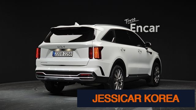 2023 Kia Sorento 4th Gen - Thumbnail 9
