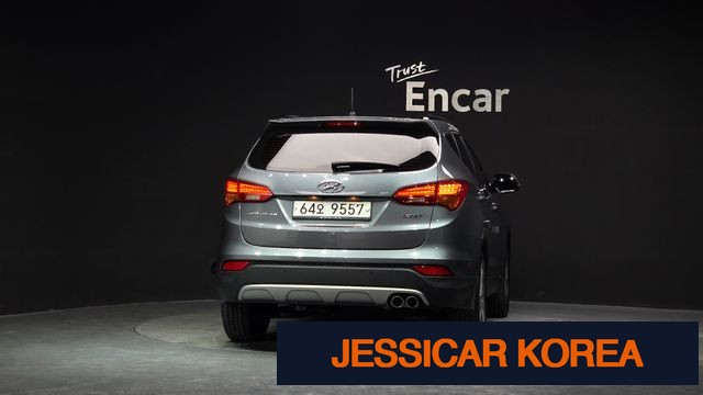 2015 Hyundai Santa Fe DM - Thumbnail 9