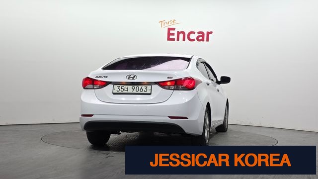 2015 Hyundai The New Avante - Thumbnail 8