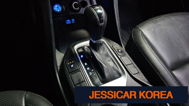2016 Hyundai Santa Fe The Prime - Thumbnail 17