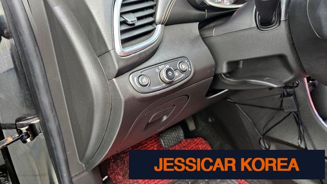 2018 Chevrolet The New Trax - Thumbnail 3
