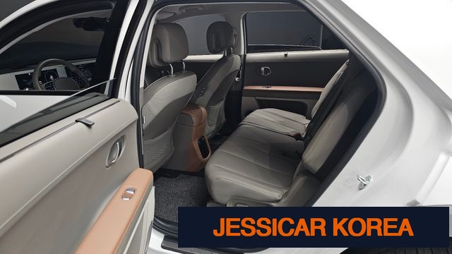 2023 Hyundai Ioniq 5 - Thumbnail 8