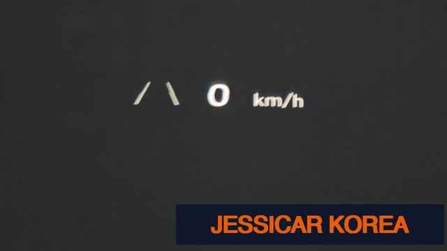 2023 Hyundai Ioniq 5 - Thumbnail 9