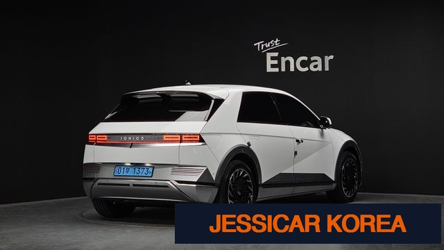2023 Hyundai Ioniq 5 - Thumbnail 11