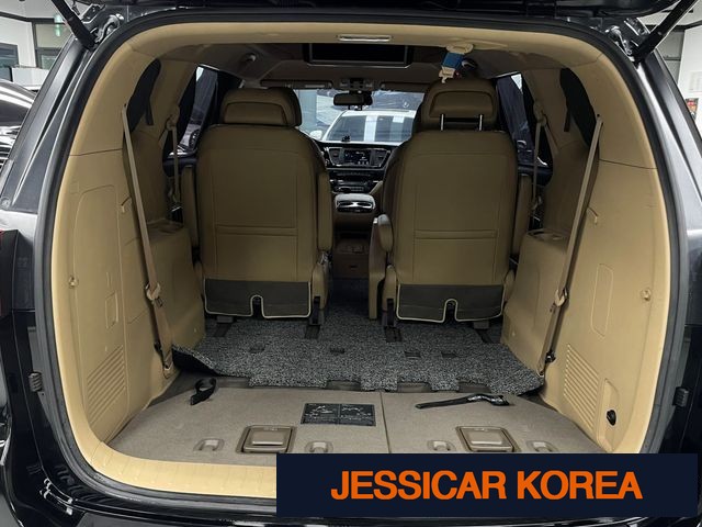 2019 Kia The New Carnival - Thumbnail 2