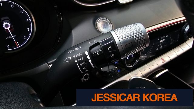 2022 Genesis GV70 - Thumbnail 20