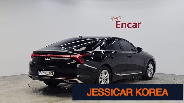 2024 Kia K8 - Thumbnail 9