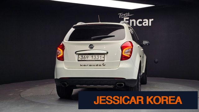 2015 KG Mobility New Korando C - Thumbnail 6