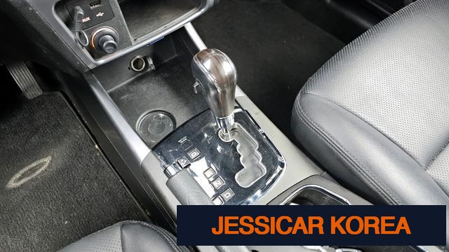 2015 KG Mobility New Korando C - Thumbnail 8
