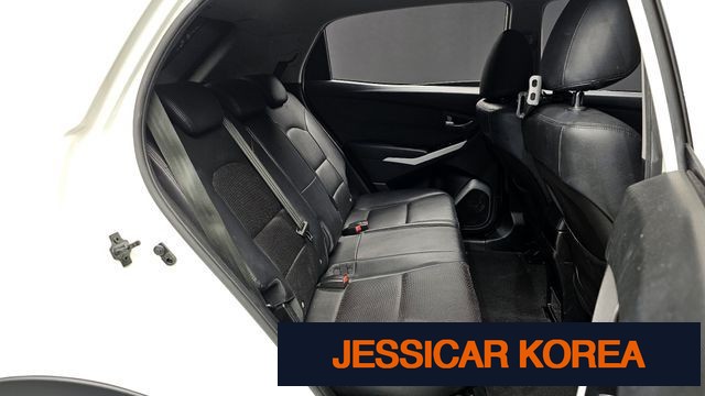 2015 KG Mobility New Korando C - Thumbnail 18