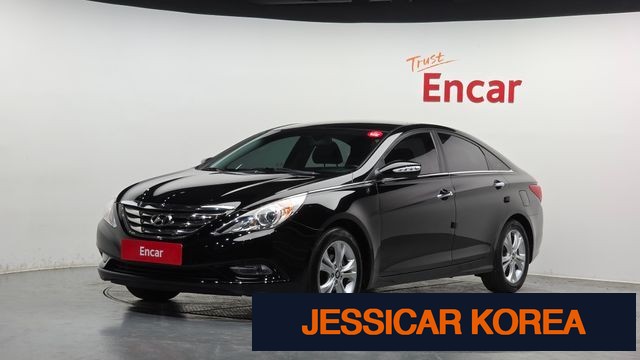 2010 Hyundai YF Sonata - Thumbnail 12
