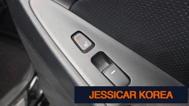 2010 Hyundai YF Sonata - Thumbnail 20