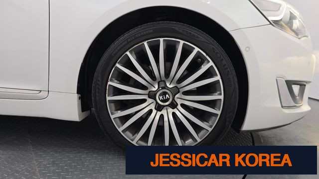 2013 Kia The New K7 - Thumbnail 2