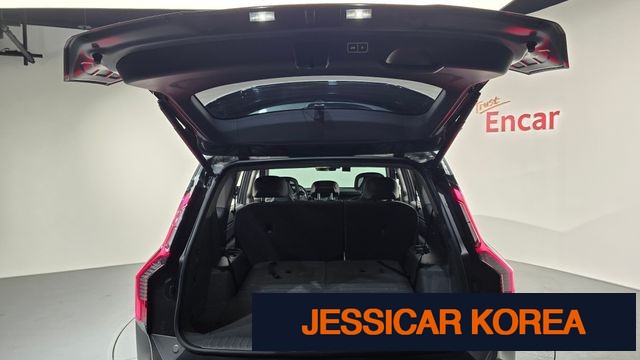 2024 Kia EV9 - Thumbnail 19