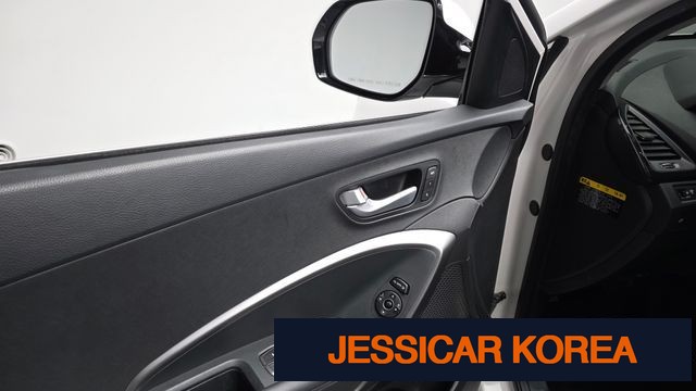2015 Hyundai Santa Fe DM - Thumbnail 8