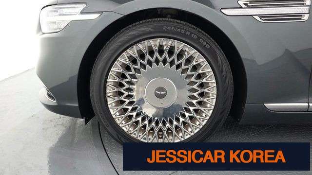 2019 Genesis G90 - Thumbnail 8