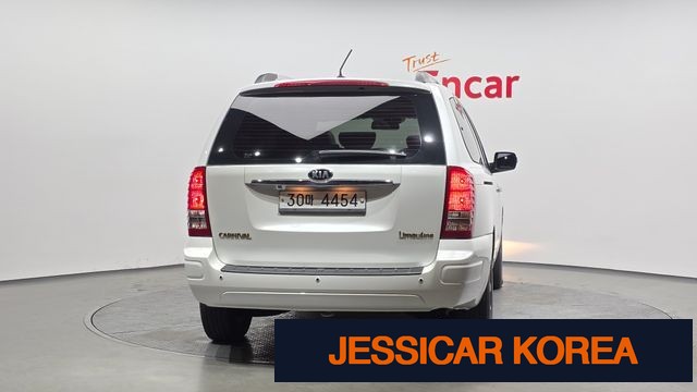 2014 Kia Carnival R - Thumbnail 7