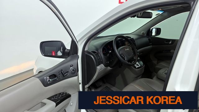 2014 Kia Carnival R - Thumbnail 13