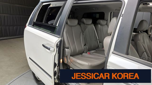 2014 Kia Carnival R - Thumbnail 16