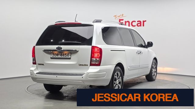 2014 Kia Carnival R - Thumbnail 19