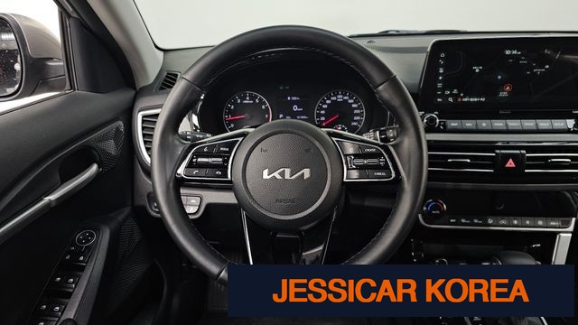 2023 Kia Seltos - Thumbnail 3