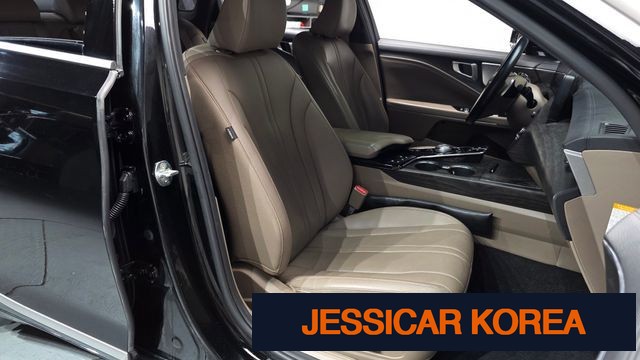 2022 Kia K8 Hybrid - Thumbnail 3