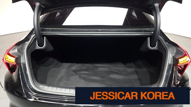2022 Kia K8 Hybrid - Thumbnail 10