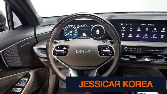 2022 Kia K8 Hybrid - Thumbnail 17