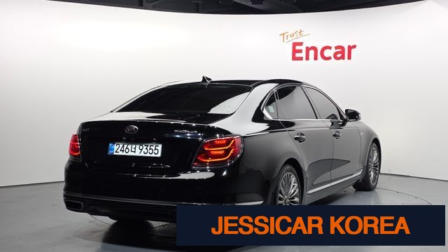 2021 Kia The K9 - Thumbnail 13