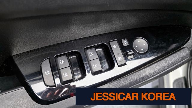 2022 Kia Sportage 5th Gen - Thumbnail 7