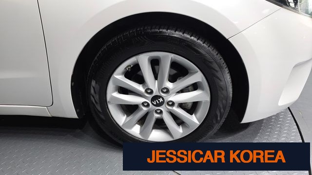 2016 Kia The New K3 - Thumbnail 3
