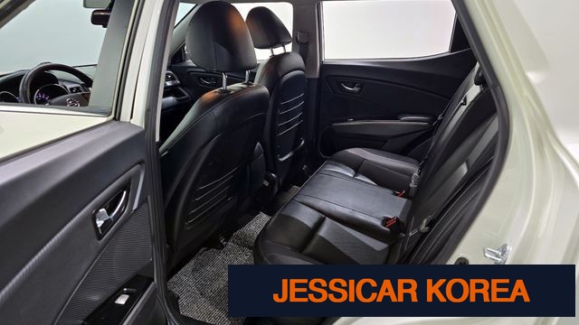 2017 KG Mobility Tivoli - Thumbnail 4