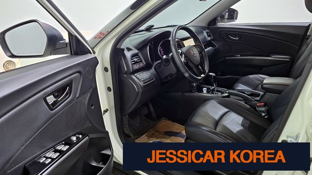 2017 KG Mobility Tivoli - Thumbnail 6