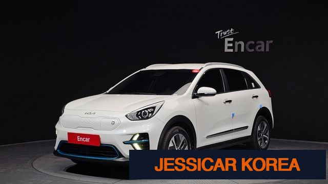 2022 Kia Niro EV - Thumbnail 8
