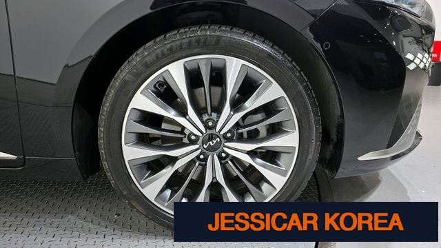 2024 Kia K8 - Thumbnail 17
