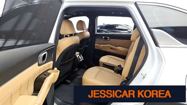 2023 Kia Sorento 4th Gen - Thumbnail 4