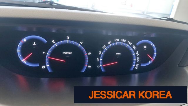 2014 KG Mobility Korando Turismo - Thumbnail 13