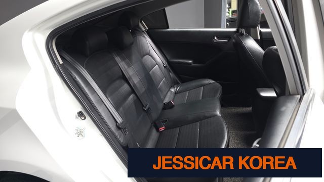 2016 Kia The New K3 - Thumbnail 5
