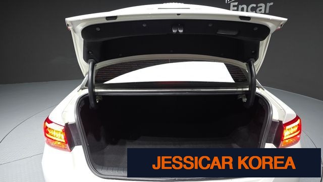 2016 Kia K5 2nd generation - Thumbnail 17